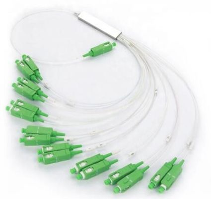 LO Sc APC 1 ha introdotto 8 il separatore a fibra ottica dello SpA della metropolitana d'acciaio dell'uscita 1x8