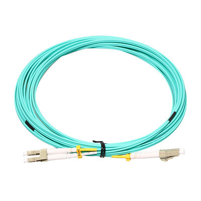 OM4 misto duplex 2 misura 50/125 di cavo con un contatore di toppa a fibra ottica di LC